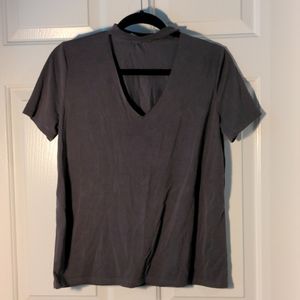 Grey v neck choker tee